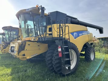 Main image New Holland CR9060